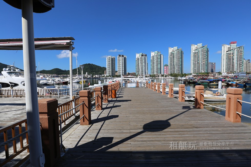 三亞星華游艇碼頭 三亞星華游艇碼頭