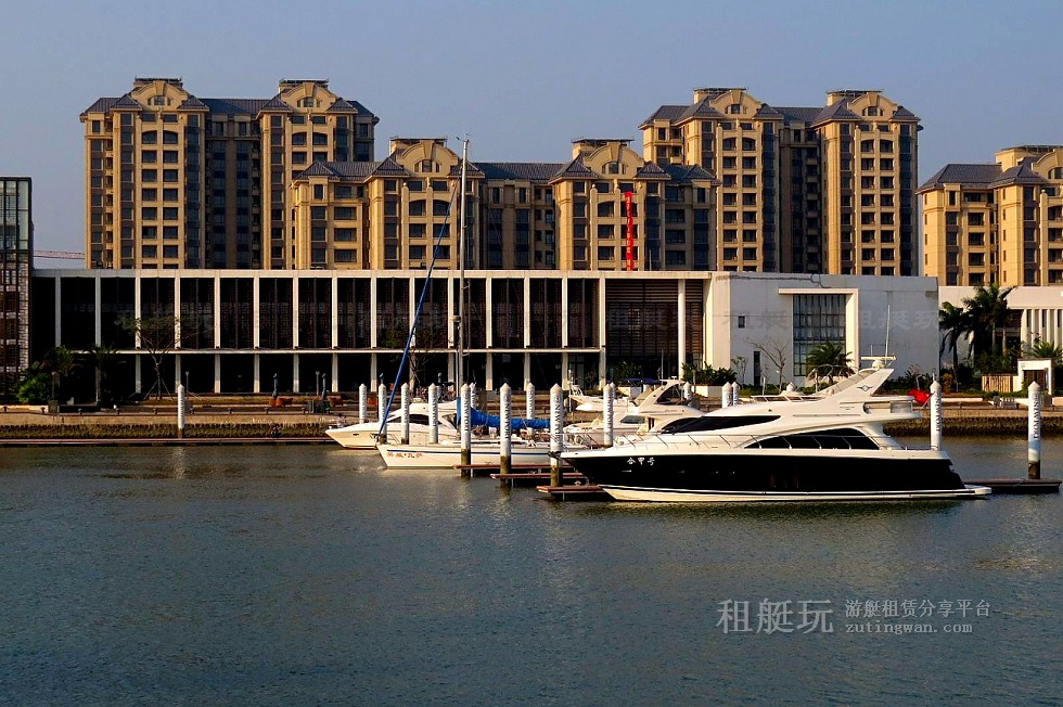 海南?？谛虏簫u國際游艇會