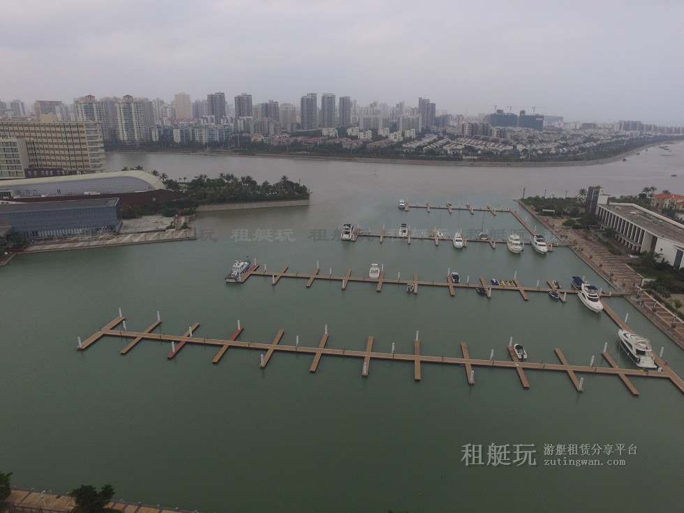 海南?？谛虏簫u國際游艇會