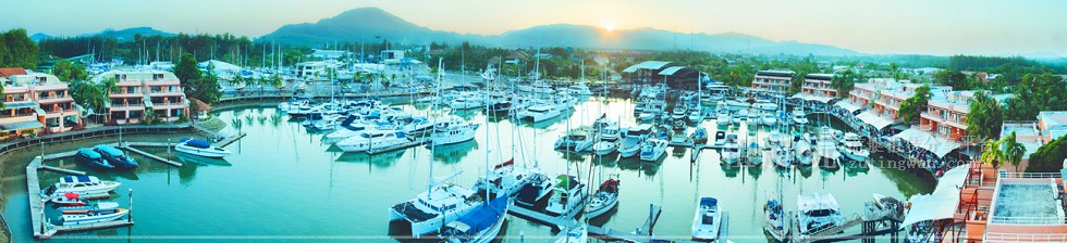 大圖 boat-lagoon-marina01.jpg